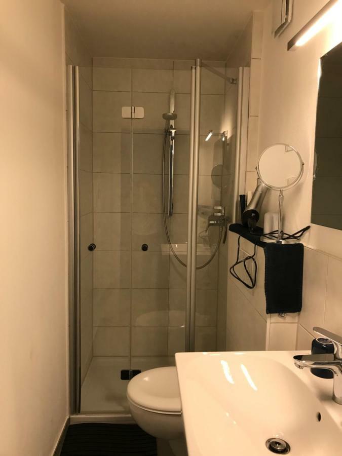 Gaestezimmer Bei Ingrid Tübingen Extérieur photo